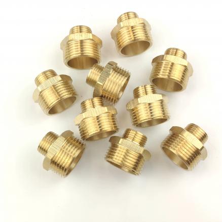 Ниппель латунный переходной 1" х 1/2"- 10 шт.